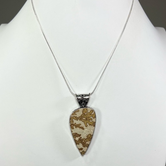 German Dendritic 925 Gemstone Pendant - Picture 3 of 5